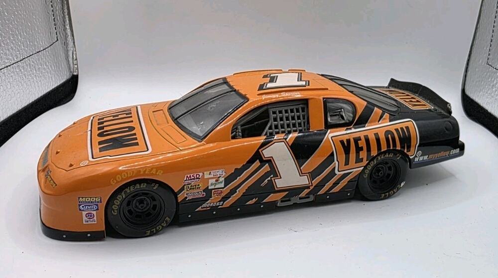 Jimmy Spencer #1 Yellow 1/24 Diecast Racing Champions 2002 Chase the Race